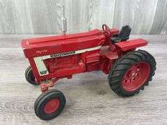 International Farmall 966 WF Hydro, 1/16, Ertl