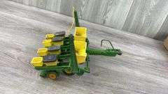 John Deere 4 Row Planter & International Gravity Wagon-1/16, Ertl; Cargo Trailer-Made In Japan, Stomper