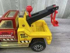 Tonka Rovin’ Wrecker