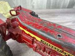 International Farmall 1026 Hydro WF, 1/16, Ertl, Missing Muffler, Broken Steering Wheel