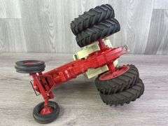 International Farmall 1256 WF Duals, 1/16, Custom