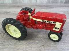 IH Farmall 404 NF, 1/16, Ertl