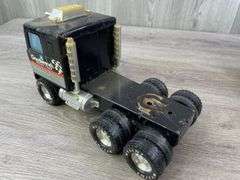 GMC Goodwrench Racing Team-Missing Rear Door & Freightliner Silver Knight Express Trucks & Trailers, Nylint