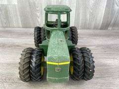 John Deere 8640 4WD Duals, 1/16, Ertl, Missing Muffler