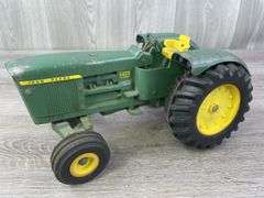 John Deere 5020 WF Diesel, 1/16, Ertl, Missing Muffler