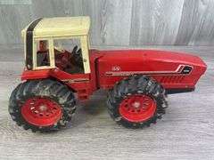 International 3588 2+2, 1/16, Ertl, Missing Muffler