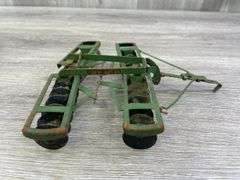 John Deere Pull Type Disc, 1/16, Carter