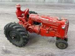 Minneapolis Moline NF Tractor, Slik