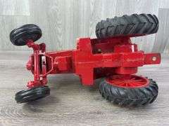 International 1586 WF W/Cab, 1/16, Ertl