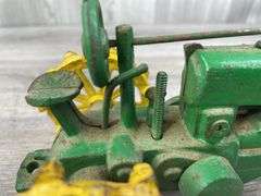 John Deere OP Cast Iron Tractors, 1/16