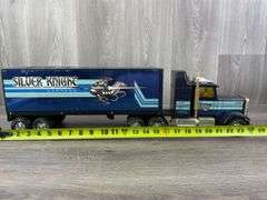 GMC Goodwrench Racing Team-Missing Rear Door & Freightliner Silver Knight Express Trucks & Trailers, Nylint