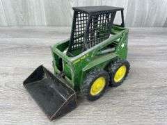 John Deere-Ertl & New Holland-Custom Skid Steers, 1/16