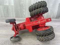 2 International 1586 WF Duals W/Cab, 1/16, Ertl, Missing Mufflers & Decals