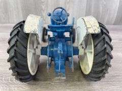 Ford 4000 WF, 1/12, Ertl, 3 PT, Missing Smoke Stack