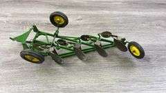 John Deere F660H 4 Bottom Plow, 1/16, Ertl