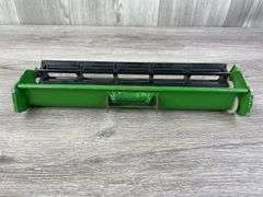 John Deere 9500 Combine W/2 Heads, 1/28, Ertl