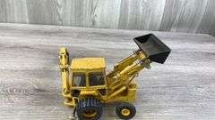 Ford 555A Backhoe/Loader, 1/32, Ertl; Slide Ruler