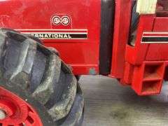 International 3588 2+2, 1/16, Ertl, Missing Muffler