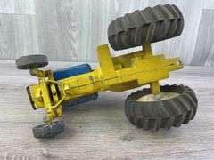 Minneapolis-Moline WF Pulling Tractor, 1/16, Ertl