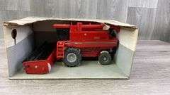 Case International 1680 Axial-Flow Combine, 1/32, Ertl, Stock #443