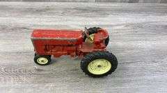 International NF Tractor, 1/16, Ertl, Broken Hitch