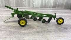 John Deere F660H 4 Bottom Plow, 1/16, Ertl