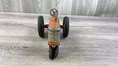 Tru-Scale NF Tractor, 1/16, Carter, Broken Piece On Steering Column