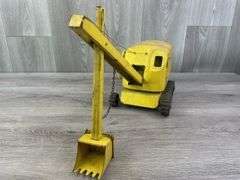 Structo Construction Co. Shovel, Track Is Broken But Included