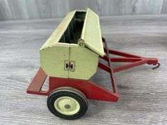 3 International Drills, 1/16, Ertl, Missing & Broken Parts