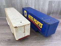 NAPA & Plain Trailers, Nylint