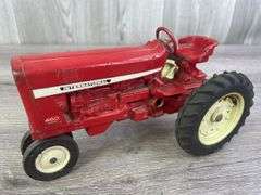 International 460 NF, 1/16, Ertl