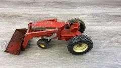 International 544 NF Tractor W/Loader, 1/16, Ertl