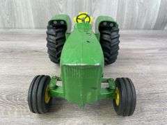 John Deere 5020 WF Diesel, 1/16, Ertl, Missing Air Cleaner & Muffler