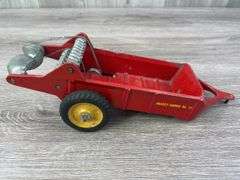 Massey-Harris No. 11 Spreader, 1/16, King, Original Box