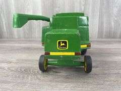 John Deere 9500 Combine W/2 Heads, 1/28, Ertl