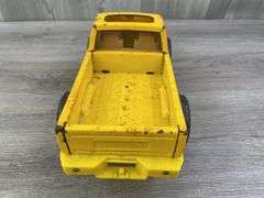 Horse Stables & Mercury Racing Trucks, Nylint