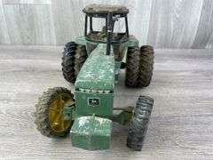 2 John Deere 4850 MFD Duals-1/16, Ertl, Missing Parts, John Deere Parts Tractor