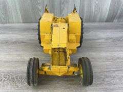 International 4600-1/16 & Ford-1/12 Backhoe/Loaders, Ertl, Missing & Broken Parts