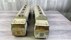 2 International Mobil Trucks & Tankers, Ertl Oil Company, Ertl, Missing Parts