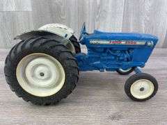 Ford 4000 WF, 1/12, Ertl, 3 PT, Missing Smoke Stack