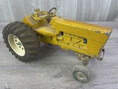 Minneapolis-Moline Pulling Tractor, 1/16, Ertl, Missing Motor & Parts
