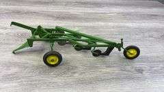 John Deere F660H 4 Bottom Plow, 1/16, Ertl