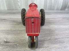 International 460 NF, 1/16, Ertl