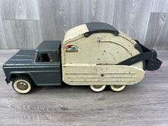 Structo Hydraulic Garbage Truck