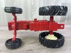 2 International WF Tractors, 1/16, Ertl, Stock #415