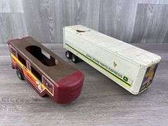 Nylint Stables-Nylint & John Deere-Ertl Trailers