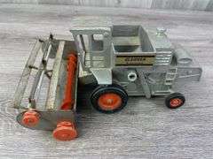 Allis-Chalmers G Gleaner Combine, 1/32, Ertl, Missing Parts
