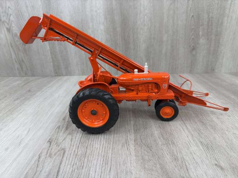 Allis-Chalmers WD45 NF W/Mounted Elevator, 1/16, Custom