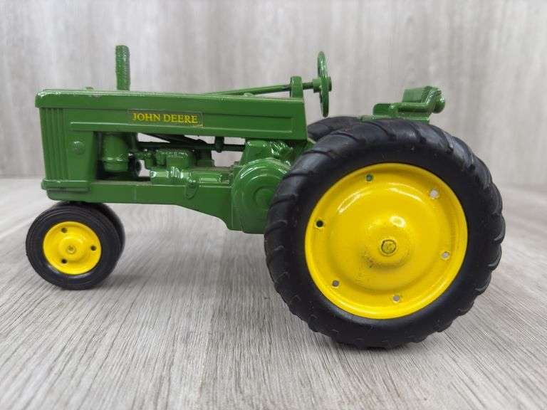 John Deere 60 NF, 1/16, Ertl