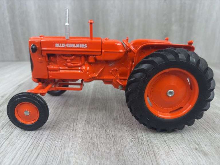 Allis-Chalmers D17 WF, 1991 STF Intro, 1/16, Scale Models